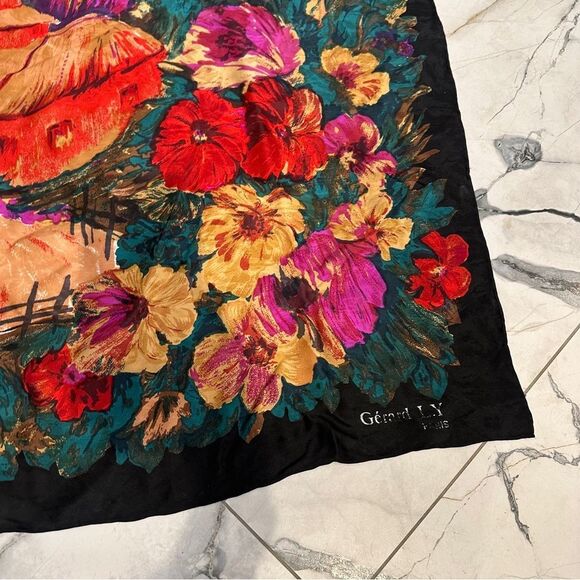 VTG Gerard L.Y Paris Women’s Scarf Shawl Black Floral Scenic Square hand rolled - Picture 3 of 6